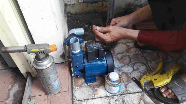 sửa chữa máy bơm nước tại quận hoàng mai